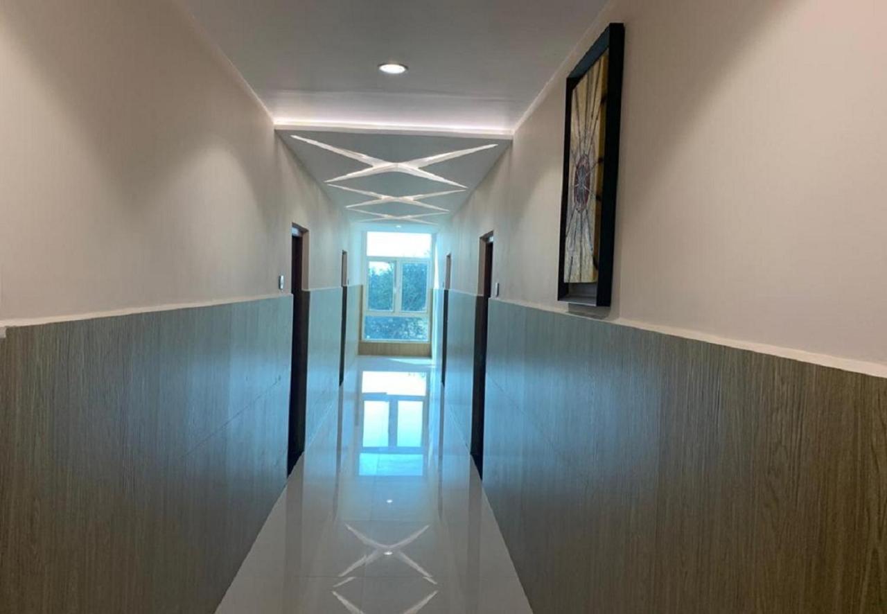 Ganesh Meridian Tiruppattur Dış mekan fotoğraf
